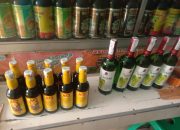 Ratusan Botol Miras Ilegal Berhasil Diamankan Satres  Narkoba Polres Subang