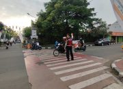Polres Purwakarta Tingkatkan Keamanan dan Kenyamanan Pengguna Jalan dengan Penempatan Personel Polri