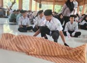 Lomba Pemulasaraan Jenazah Meriahkan Hari Santri di Purwakarta